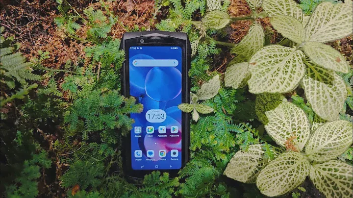 Doogee S Mini 4.5inch Small Size Dual Screen Rugged Phone Hands On & Full Review Video