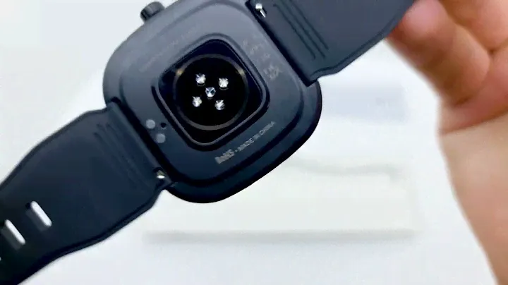 Unboxing Doogee D11 Punk Style Smartwatch #chinagadgetsreviews #doogee